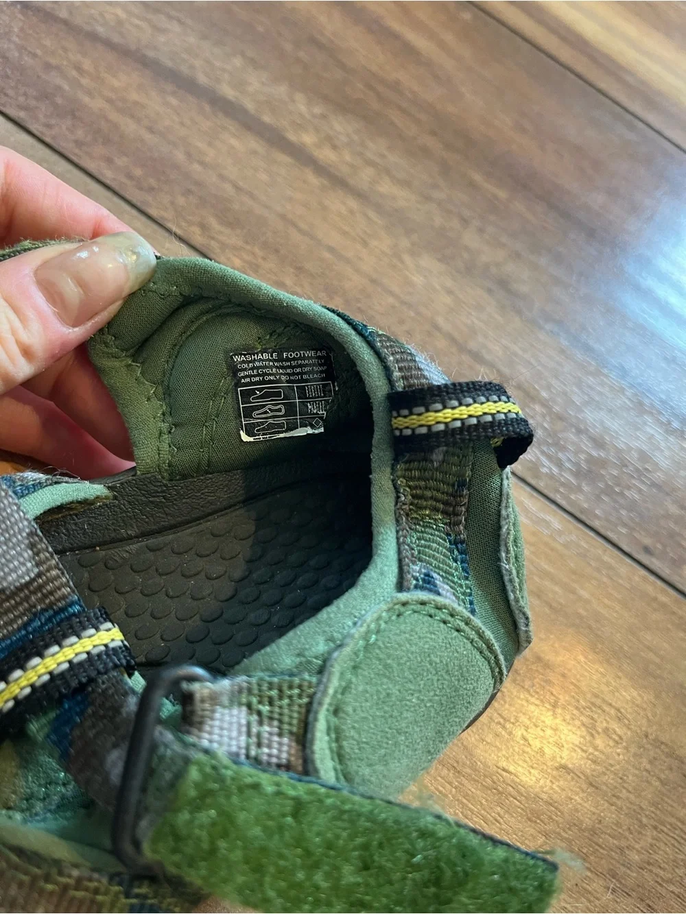 Kids size 2 (big kid) keen waterproof washable hiking shoes breathable green